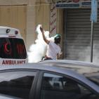 بالصور: عشرات إصابات بمواجهات متفرقة مع الاحتلال في الضفة