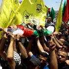 جماهير غفيرة تشيع جثمان الشهيد الطفل عودة صدقة