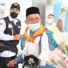 بالصور.. أول بعثة حجاج تصل إلى السعودية