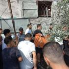 بالصور: شهيدان وجرحى باستهداف منزل شمال قطاع غزة