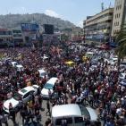 شاهد: نابلس تشييع شهداءها الثلاثة وسط غضب عارم