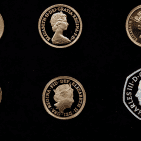 بالصور: أول عملة بريطانية بوجه الملك تشارلز الثالث وموعد تداولها