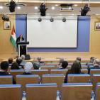 اشتية: مشروع تطوير قدرات القطاع الصحي يقع في صلب استراتيجيتنا للانفكاك عن الاحتلال