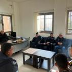 وزير الداخلية يتفقد مراكز الشرطة ويلتقي الضباط في جنين 