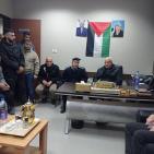 وزير الداخلية يتفقد مراكز الشرطة ويلتقي الضباط في جنين 