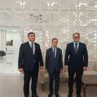 السفير أبوزيد يقدم واجب العزاء في ضحايا تحطم الطائرة الأذرية