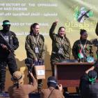 بالفيديو: القسام تسلم الأسيرات الإسرائيليات بلباسهن العسكري