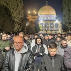 70 ألفا يؤدون صلاتي العشاء والتراويح في رحاب المسجد الأقصى