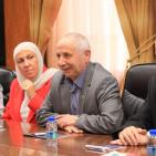 وفد من بلدية نابلس يلتقي الدكتور رامي الحمد الله