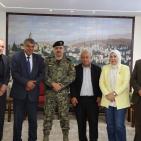 قائد قوات الأمن الوطني يستقبل محافظ طوباس