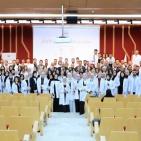 الجامعة العربية الأمريكية تنظم مراسم ارتداء المريول الأبيض لطلبتها في كلية الأسنان