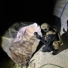 صور| الشرطة تتعامل مع شظايا صاروخية سقطت في بيت لحم