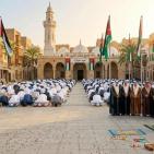 أجمل 200 تهنئة عيد الفطر 2026 مكتوبة – صمم بطاقة العيد باسمك وشاركها مباشرة الآن