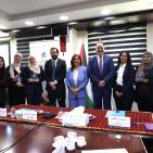 بالشراكة بين 