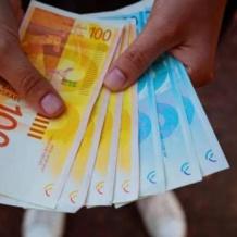 صرف دفعة مالية جديدة لعمال غزة والمرضى ومرافقيهم المتواجدين في المحافظات الشمالية