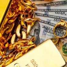 الذهب ينخفض مع ارتفاع الدولار وزيادة مخاوف التضخم