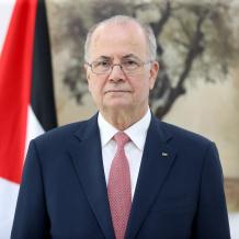 د. مصطفى: المرأة الفلسطينية واجهت التحديات بعزيمة راسخة وقدمت نموذجا للصمود والثبات