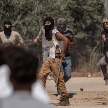 إصابة مواطن ونجله بجروح في هجوم للمستوطنين جنوب الخليل