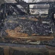 مستوطنون يحرقون بركسا لتربية الدواجن في الرشايدة شرق بيت لحم