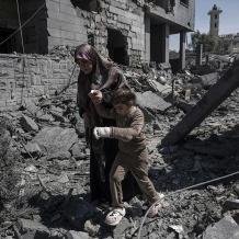 9 شهداء وعدد من الجرحى في قصف الاحتلال عدة مناطق في لبنان