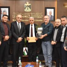 برهم يبحث مع نقابة العلاج الطبيعي تعزيز التعاون المشترك