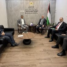 وزير الصناعة يؤكد أهمية دعم صمود القطاع الصناعي في العاصمة القدس