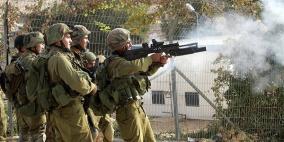 إصابة أربعة مواطنين بالرصاص المعدني والعشرات بالاختناق في كفر قدوم