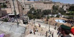 في الجمعة الرابعة من رمضان: 17 ألف مواطن يؤمون الحرم الإبراهيمي