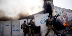 إصابة فتى واعتقاله في مخيم عايدة