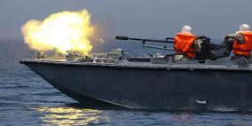 زوارق الاحتلال تطلق نيرانها تجاه الصيادين في بحر غزة