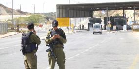 جنود الاحتلال يعتدون على مواطن قرب حاجز جبارة