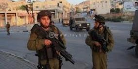 قوات الاحتلال تعتقل شابا من جنين