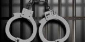 إلقاء القبض على شخص بتهمة حيازة وتعاطي مواد مخدرة في جنين