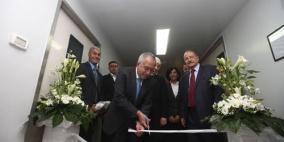 فياض يشيد بدور القطاع الخاص ويشدد على أهمية النهوض بمكانة المرأة