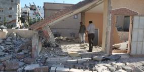 الاحتلال يهدم منزل الشهيد عنان صالح حماد في مخيم قلنديا