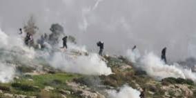 إصابة ناشط ومصورين صحفيين في مسيرة كفر قدوم