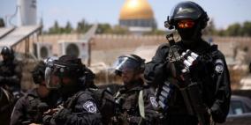قوات الاحتلال تبعد المزيد من المقدسيين عن المسجد الأقصى