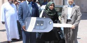 بنك القدس يسلم سيارة أوبل كورسا للفائزة من غزة وراتب بقيمة 500 دولار للفائز من بيت جالا