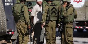 الاحتلال يعتقل شابين من عزون