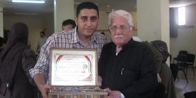 رئيس واعضاء نادي الزاوية الرياضي يلتقون الرئيس الفخري للنادي في الأردن