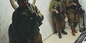 الاحتلال يغلق اذاعة منبر الحرية بالخليل 6 شهور بعد مصادرة أجهزة البث