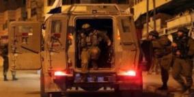 الاحتلال يعتقل شابا شرق بيت لحم