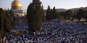 مئات المصلين من غزة في طريقهم للاقصى