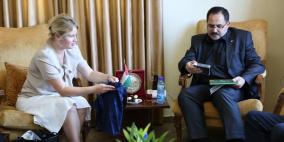 بولندا تضاعف عدد المنح الدراسية لفلسطين