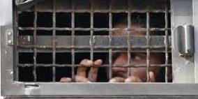 180عائلة من أسرى محافظة قلقليلة يقاطعون زيارة أبنائهم