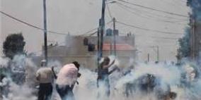 اصابات واعتقال طاقم تلفزيون فلسطين في مسيرة كفر قدوم