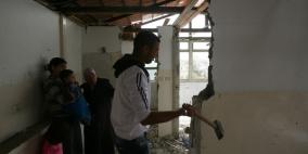 مقدسي يهدم منزله بيده