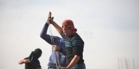 إصابة بالرصاص الحي والعشرات بالاختناق في مواجهات قلنديا