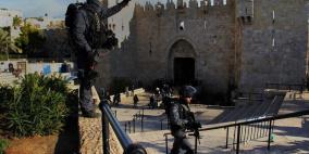 قوات الاحتلال تواصل فرض تشديداتها العسكرية في القدس المحتلة