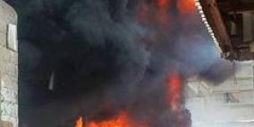 حريق كبير بمنزل سكني غرب غزة دون اصابات